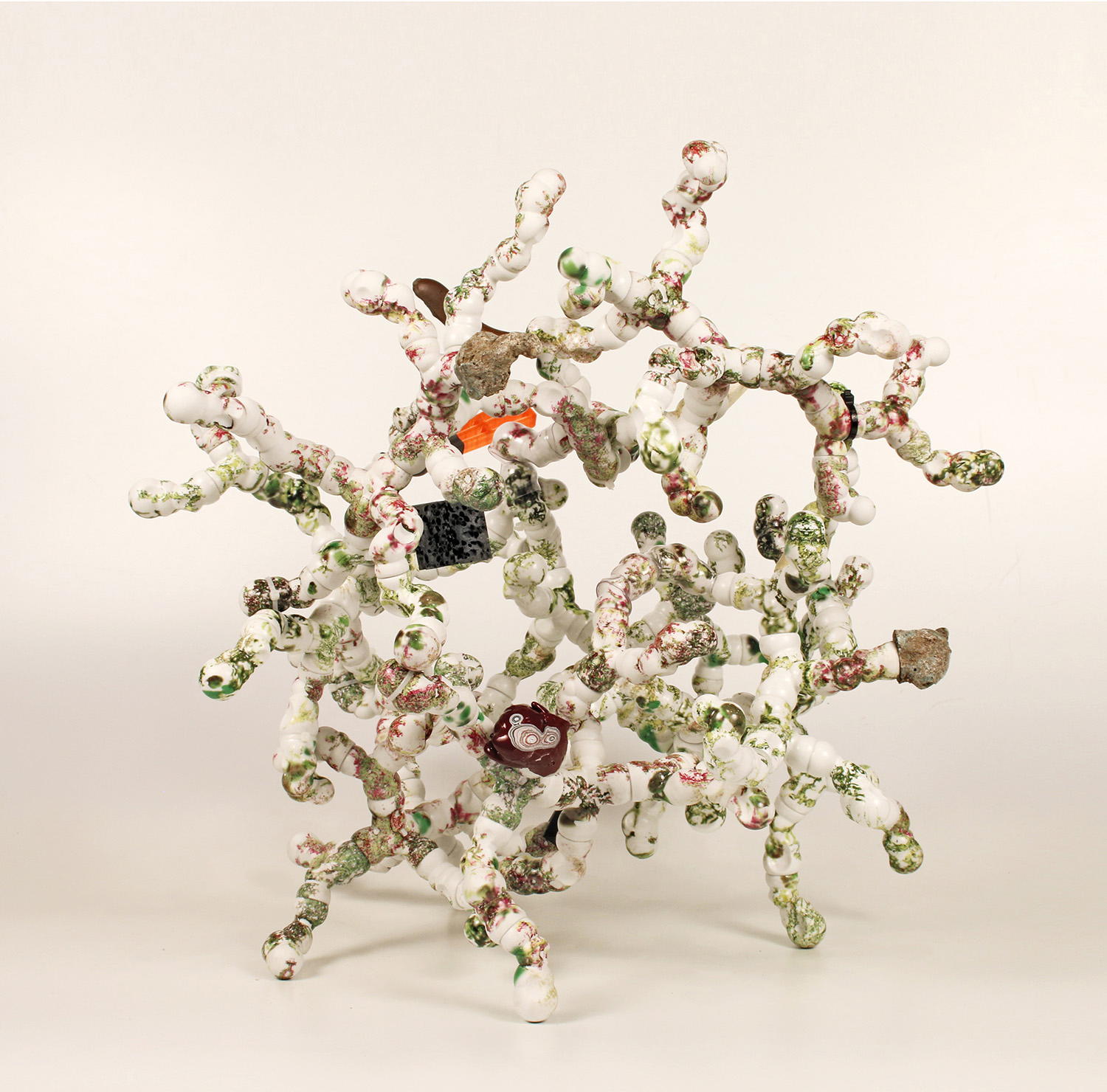 Thomas Schmidt, Future Flora, cast Porcelain, ceramic decals, pottery shards, 3D printed PLA, mixed media, 48 x 40 x 46 cm, 2019